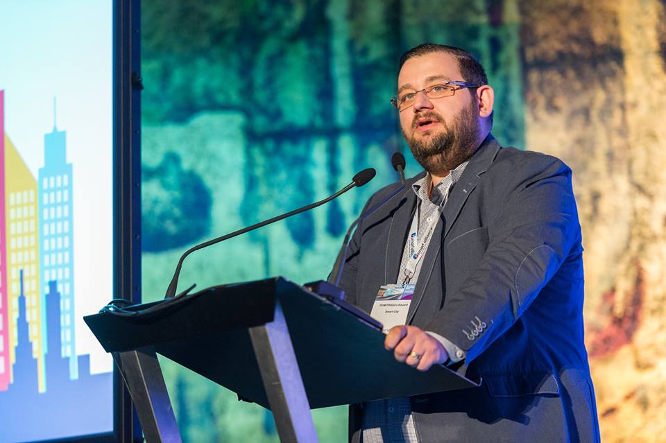 Industria Smart City, în România, de la zero. Fără fonduri guvernamentale sau europene și fără contracte servite.